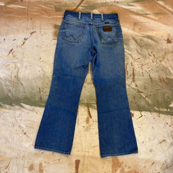 Vintage 1980s Beautifully faded Wrangler Jeans Measure 31/32x29 - Picture 4 of 6